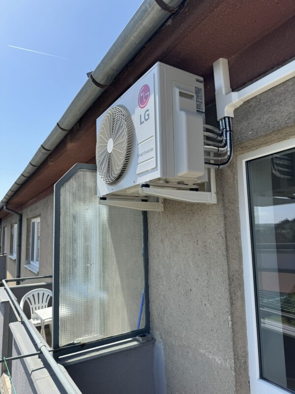 https://www.komfort-klima.cz/wp-content/uploads/2026/04/IMG_3853.jpeg