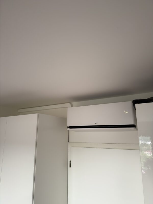 https://www.komfort-klima.cz/wp-content/uploads/2026/04/IMG_8152-scaled.jpeg